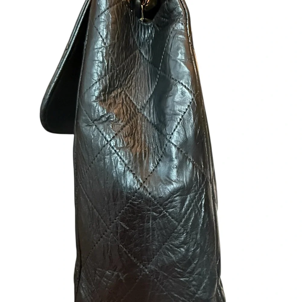 Classic Chanel vintage black quilted leather shoulder bag 24K gold CC turnlock - Picture 5 of 12